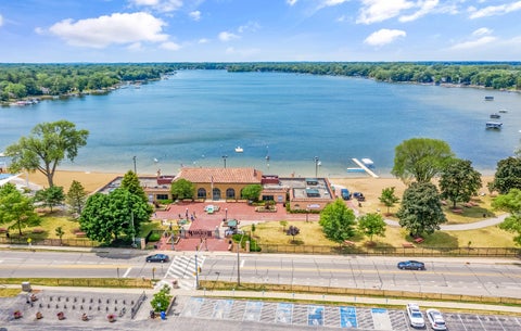 Tiny photo for 325 Lake Street #1B, Crystal Lake, IL 60014 (MLS # 12741618)