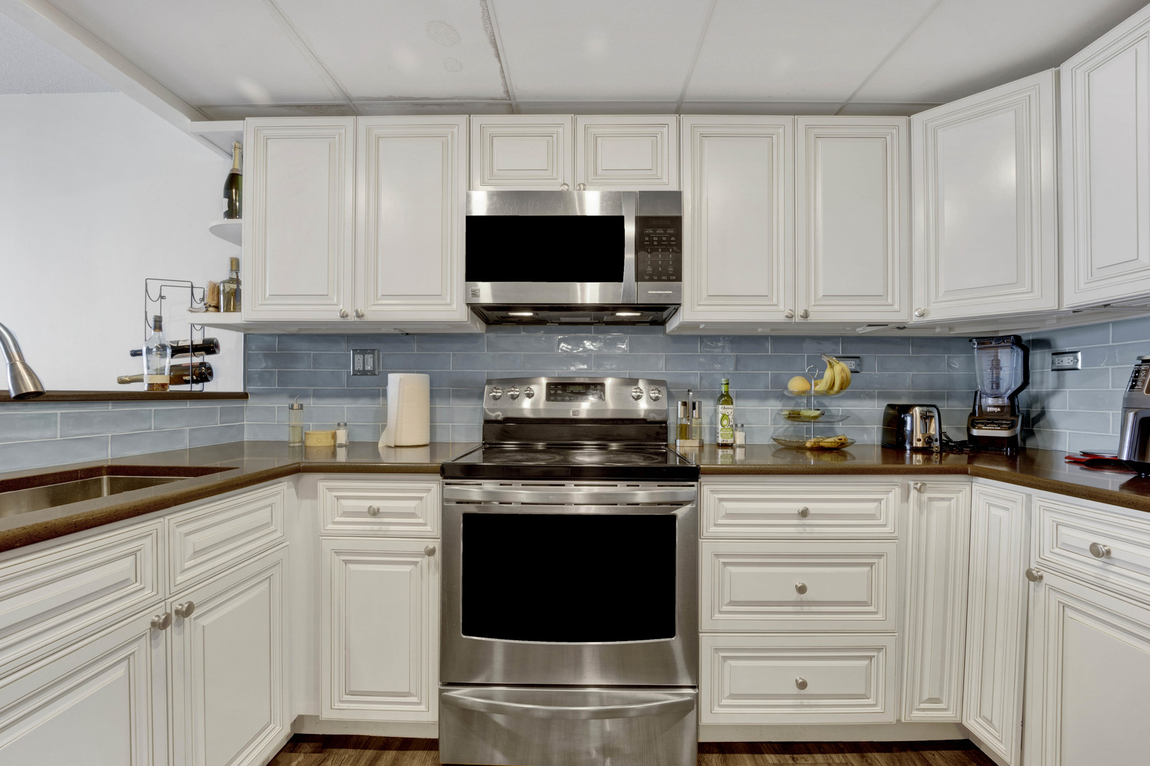 11 W Green Street 502