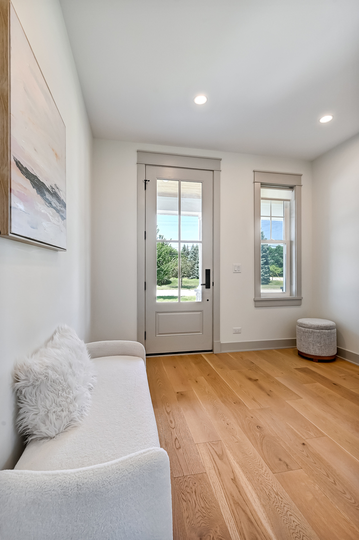 1205 RIDGE Road