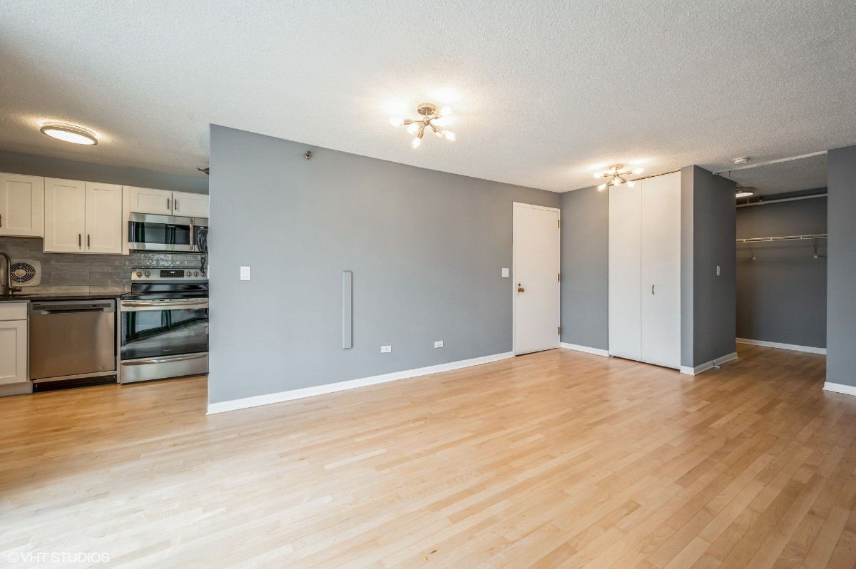 111 W Maple Street 1412