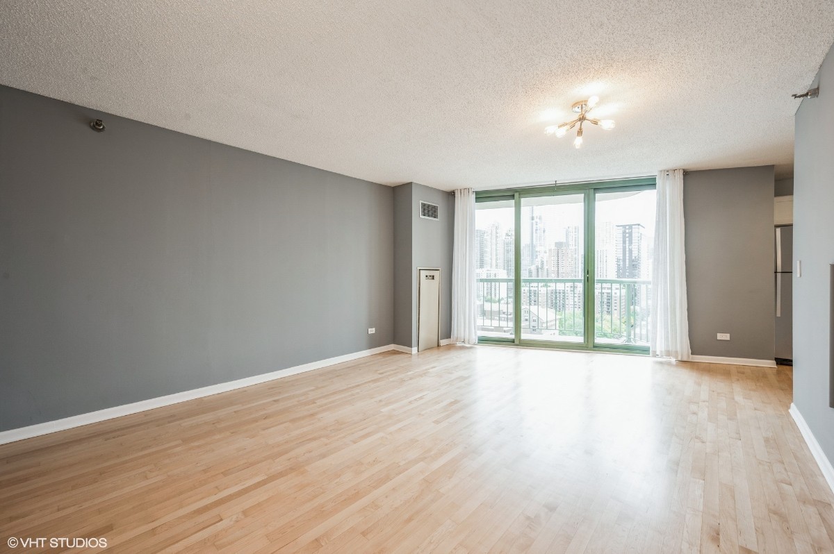 111 W Maple Street 1412