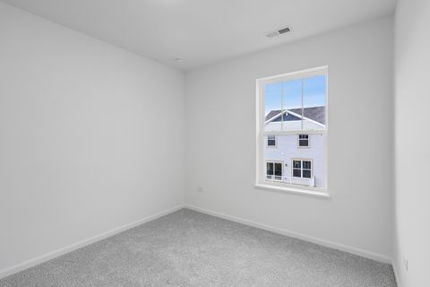 Tiny photo for 421 Red Oak Circle, Volo, IL 60020 (MLS # 12534547)