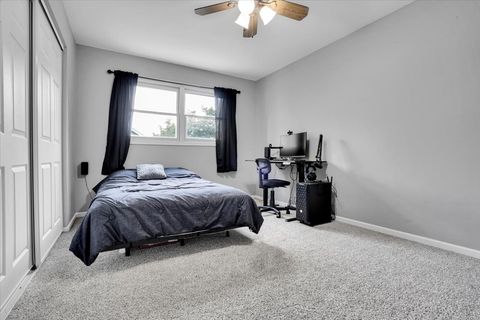 Tiny photo for 1734 Bishops Way, Mundelein, IL 60060 (MLS # 12420219)