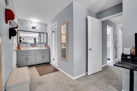 Tiny photo for 1734 Bishops Way, Mundelein, IL 60060 (MLS # 12420219)
