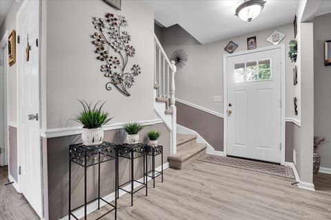 Tiny photo for 1734 Bishops Way, Mundelein, IL 60060 (MLS # 12420219)