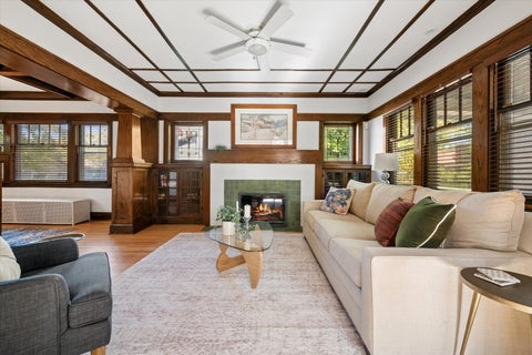 Tiny photo for 629 S Lombard Avenue, Oak Park, IL 60304 (MLS # 12789487)