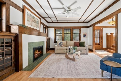 Tiny photo for 629 S Lombard Avenue, Oak Park, IL 60304 (MLS # 12789487)