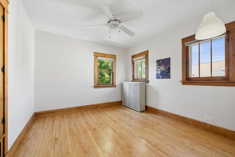 Tiny photo for 629 S Lombard Avenue, Oak Park, IL 60304 (MLS # 12789487)