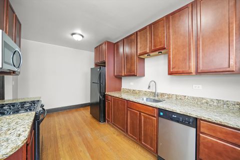 Tiny photo for 1925B Grove Avenue #309, Berwyn, IL 60402 (MLS # 12584989)