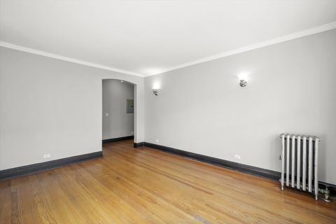 Tiny photo for 1925B Grove Avenue #309, Berwyn, IL 60402 (MLS # 12584989)