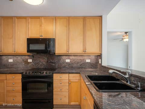 Tiny photo for 130 N Garland Court #2310, Chicago, IL 60602 (MLS # 12722294)