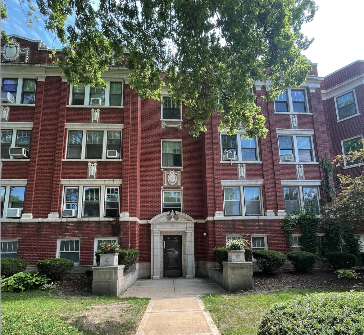 125 Washington Boulevard 2