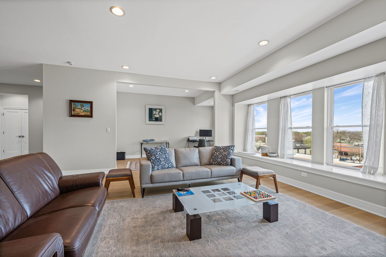 815 Laurel Avenue 403