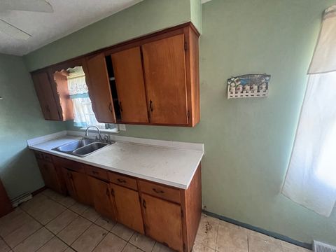 Tiny photo for 18446 Glen Oak Avenue, Lansing, IL 60438 (MLS # 12484452)
