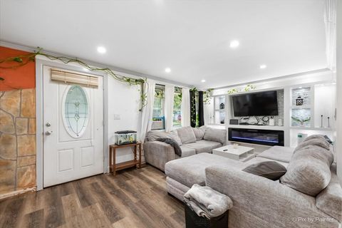 Tiny photo for 200 AMARILLO Drive, Carpentersville, IL 60110 (MLS # 12493977)