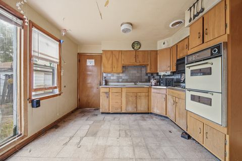 Tiny photo for 2131 W Exchange Street, Crete, IL 60417 (MLS # 12527704)