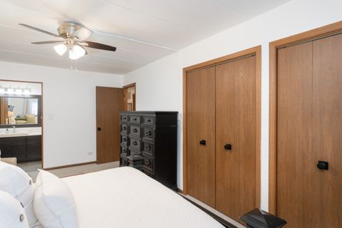 Tiny photo for 9202 S Pulaski Road #1E, Oak Lawn, IL 60453 (MLS # 12631129)