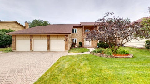 Photo of 1309 Witney Lane, Buffalo Grove, IL 60089 (MLS # 12752095)