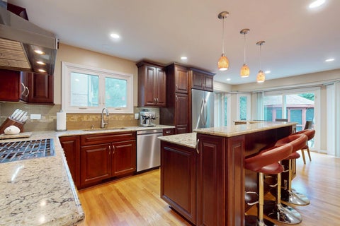 Tiny photo for 1309 Witney Lane, Buffalo Grove, IL 60089 (MLS # 12752095)