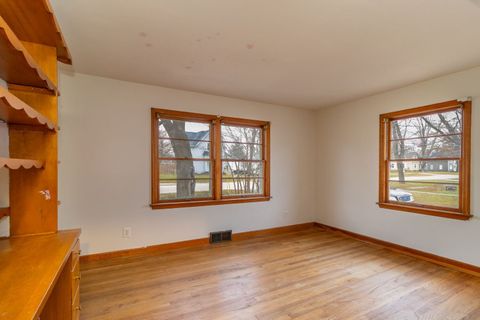 Tiny photo for 316 W Perry Street, Belvidere, IL 61008 (MLS # 12528111)
