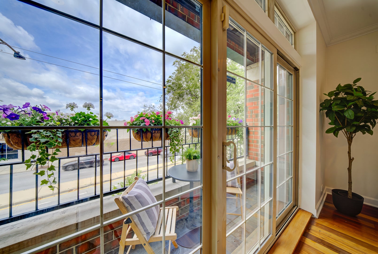 1347 N Ashland Avenue 1N