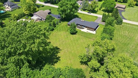 Tiny photo for 27637 Vista Lane, Barrington, IL 60010 (MLS # 12700645)