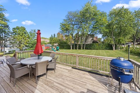 Tiny photo for 335 S Crescent Avenue, Palatine, IL 60067 (MLS # 12473631)