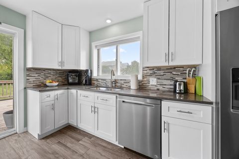 Tiny photo for 335 S Crescent Avenue, Palatine, IL 60067 (MLS # 12473631)