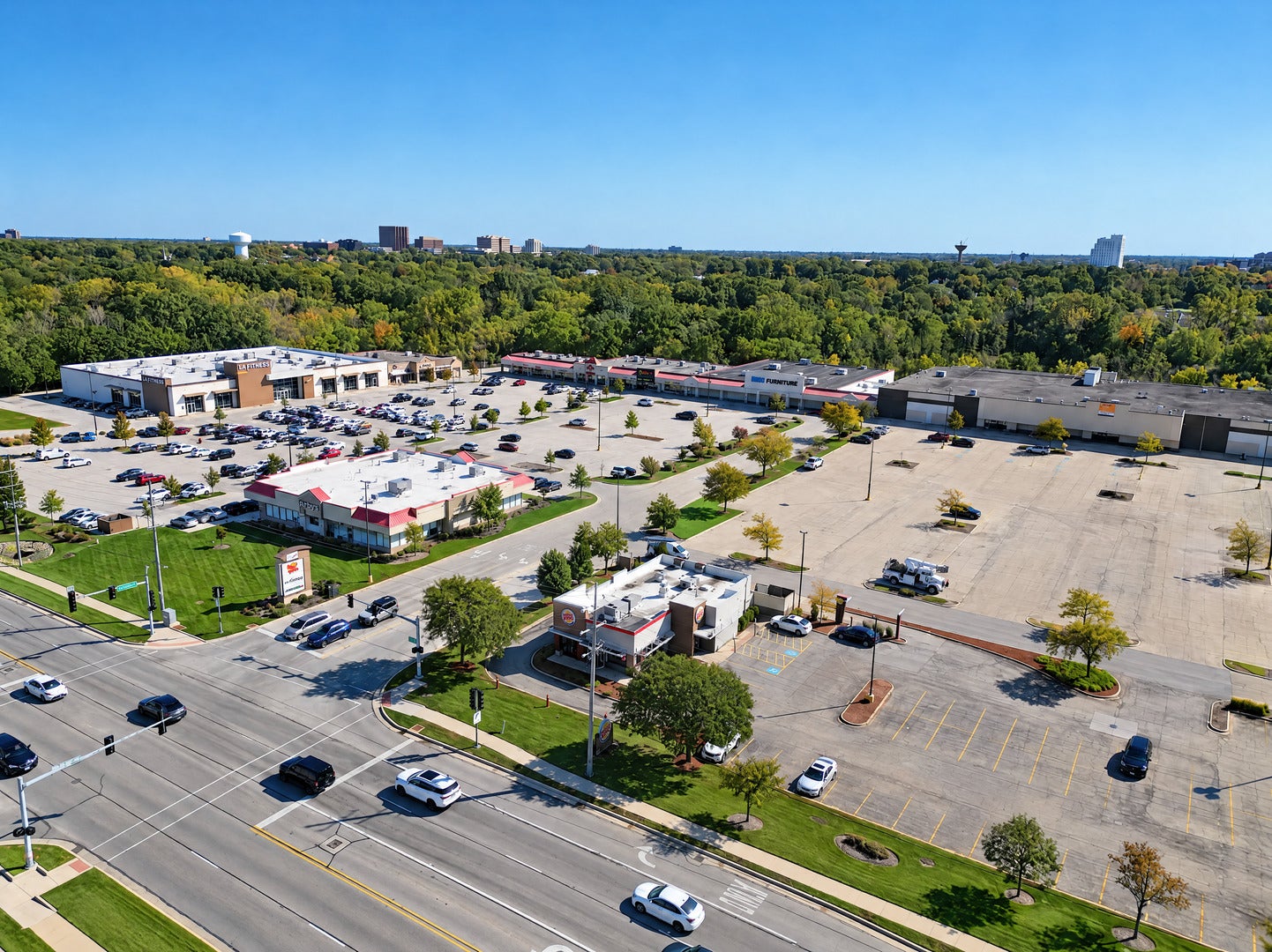 401-581 E Roosevelt Road