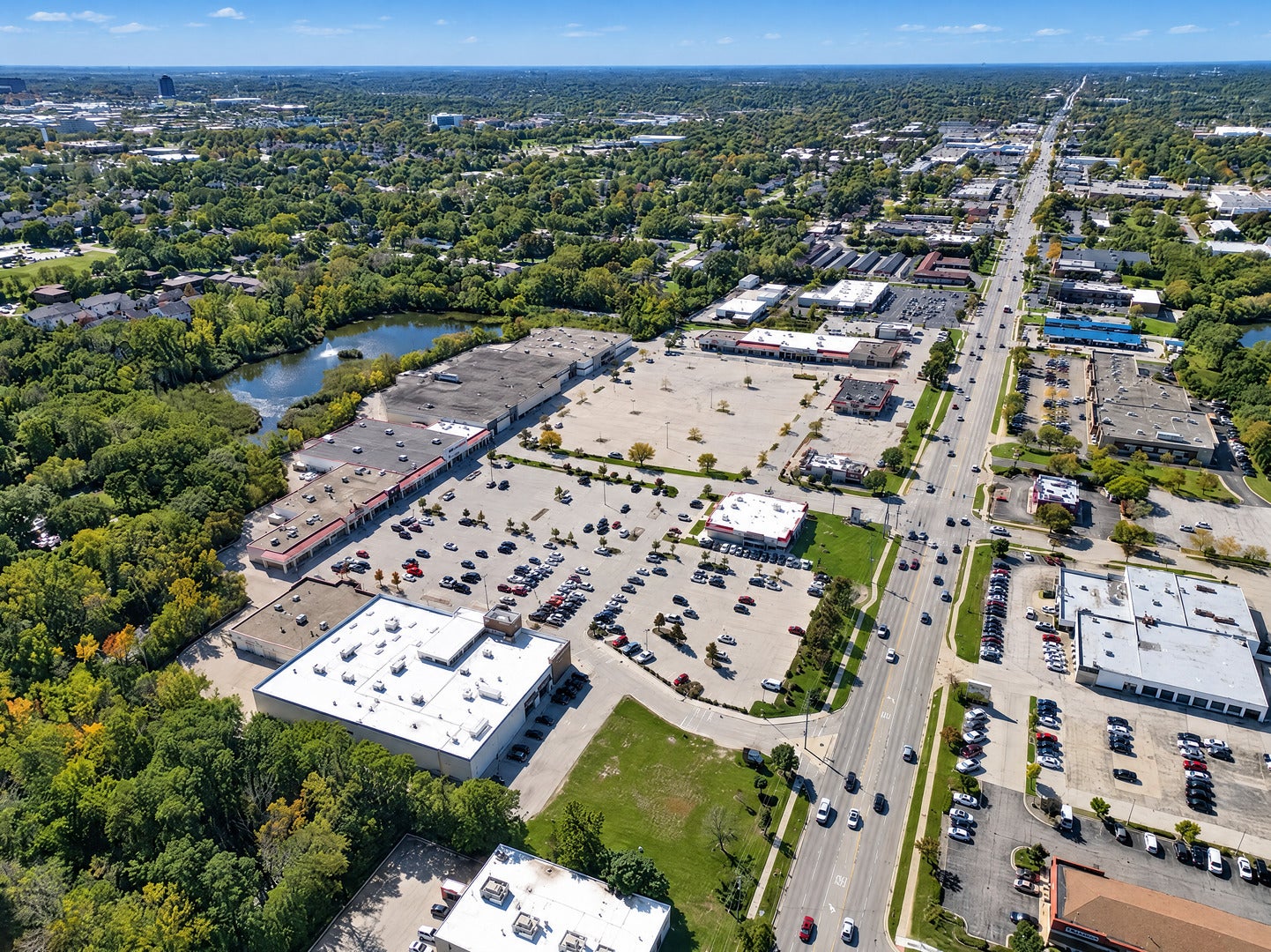 401-581 E Roosevelt Road