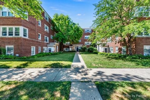 2729 W Berwyn Avenue 3 Chicago IL 60625