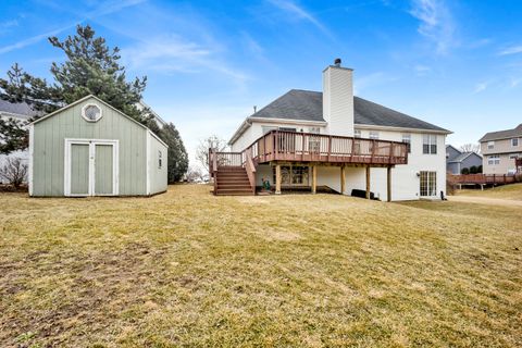 Tiny photo for 81 Parkside Court, North Aurora, IL 60542 (MLS # 12587883)