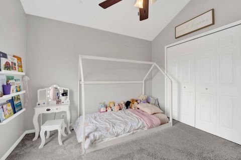 Tiny photo for 81 Parkside Court, North Aurora, IL 60542 (MLS # 12587883)