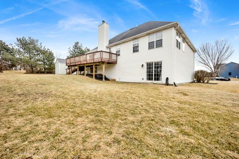 Tiny photo for 81 Parkside Court, North Aurora, IL 60542 (MLS # 12587883)