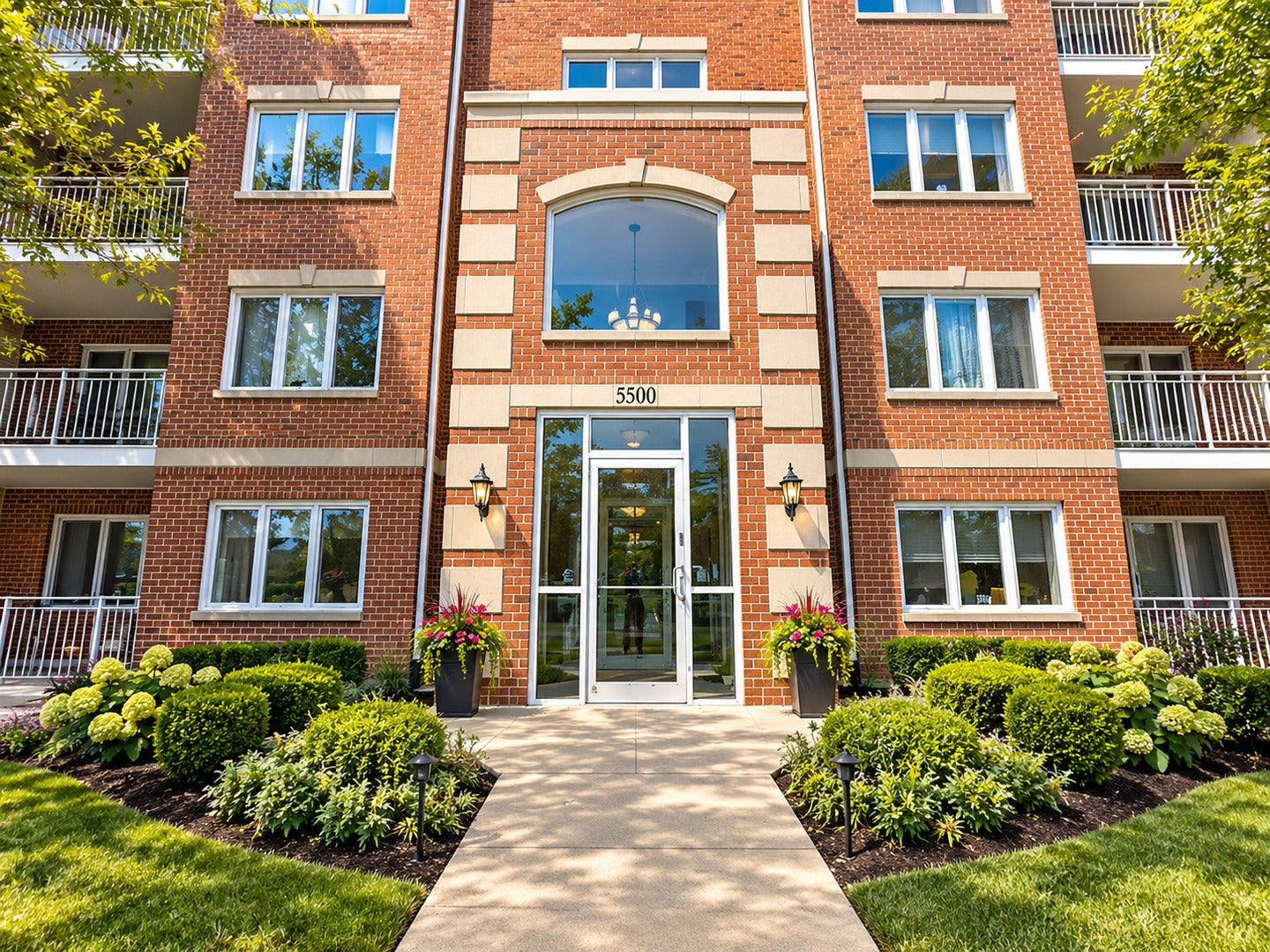 5500 W 115th Street 204