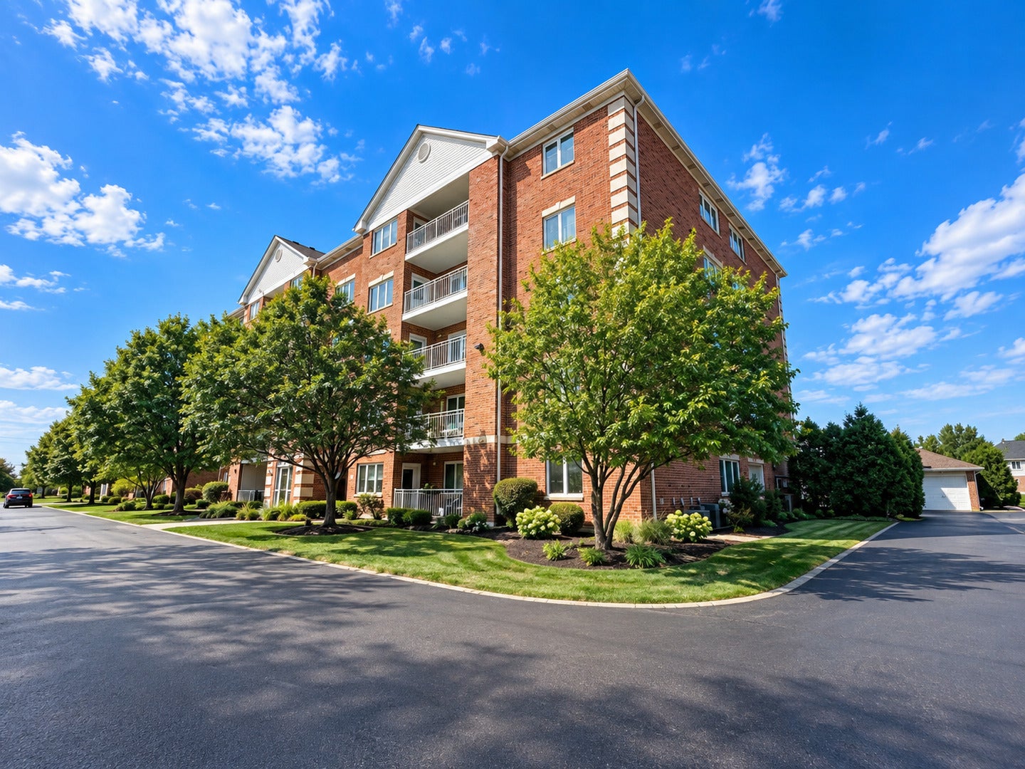 5500 W 115th Street 204
