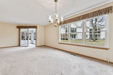 Tiny photo for 901 BUTTERNUT Lane #A, Mount Prospect, IL 60056 (MLS # 12582580)