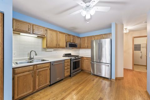 Tiny photo for 901 BUTTERNUT Lane #A, Mount Prospect, IL 60056 (MLS # 12582580)