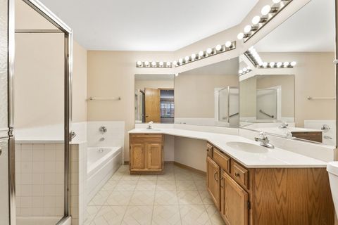 Tiny photo for 901 BUTTERNUT Lane #A, Mount Prospect, IL 60056 (MLS # 12582580)