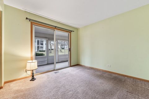 Tiny photo for 901 BUTTERNUT Lane #A, Mount Prospect, IL 60056 (MLS # 12582580)
