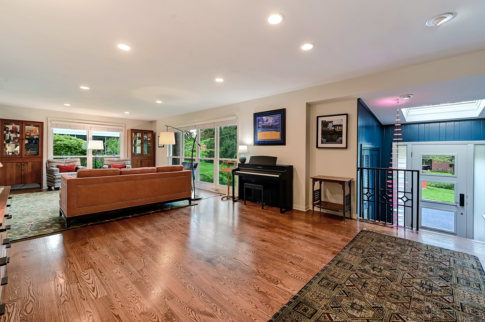 629 W Elm Street