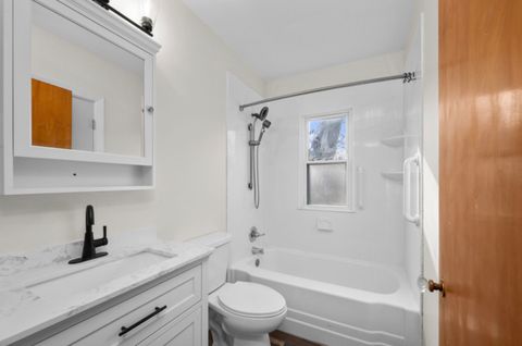 Tiny photo for 2037 Leclaire Street, Davenport, IA 52803 (MLS # 12591676)