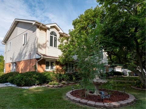 A home in Oak Lawn