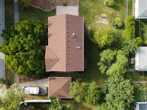 A home in Oak Lawn