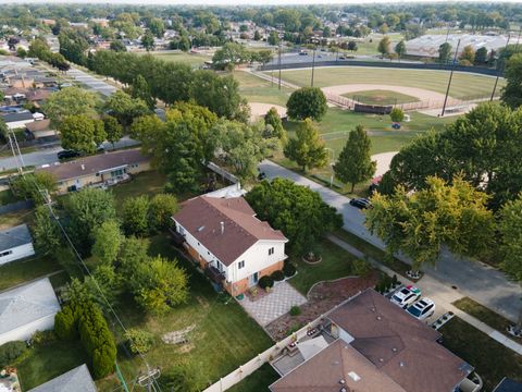 A home in Oak Lawn