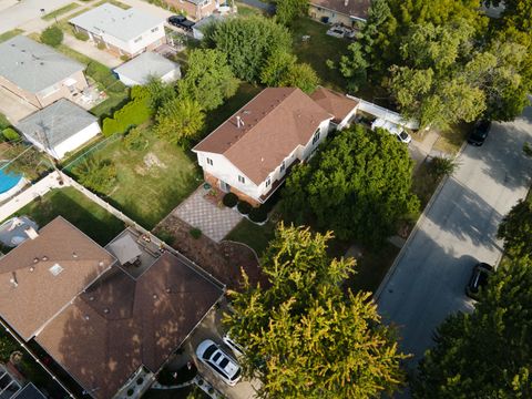 A home in Oak Lawn