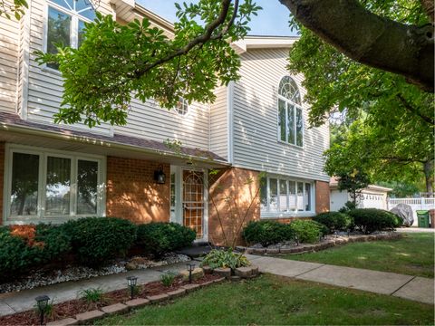 A home in Oak Lawn