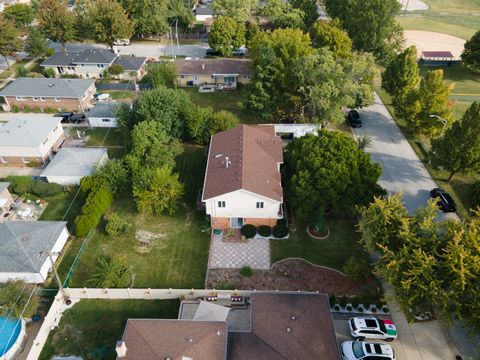 A home in Oak Lawn