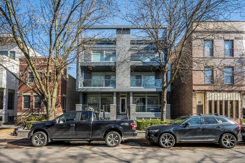 Photo of 2136 W Lyndale Street #1W, Chicago, IL 60647 (MLS # 12635584)