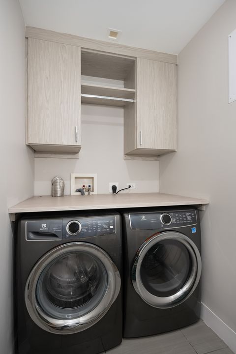 Tiny photo for 2136 W Lyndale Street #1W, Chicago, IL 60647 (MLS # 12635584)